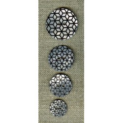 Mother-of-pearl button Cube 3D, Black