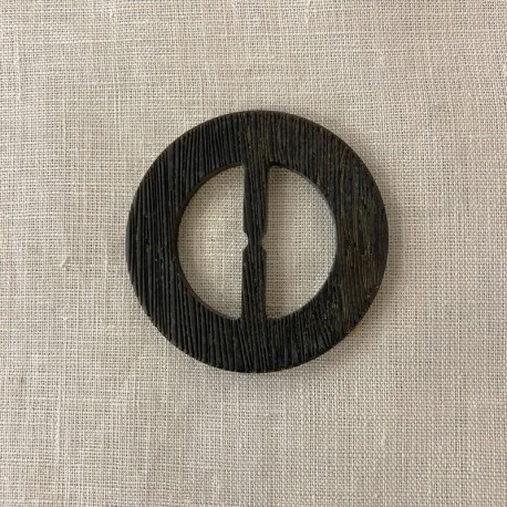 Round Brown Horn Belt Buckle