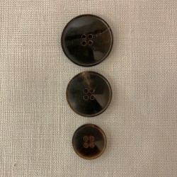 Bouton de Costume "Classy" en Corne, col. Brun