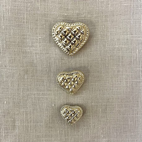 Metallized Heart Button Estée