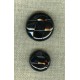 Bouton polyester vernis noir motif Tressage