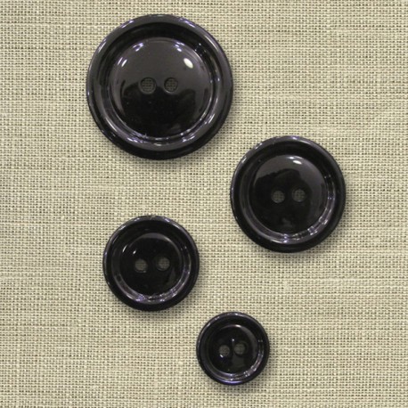 Classic polyester button with rounded edges col. Licorice
