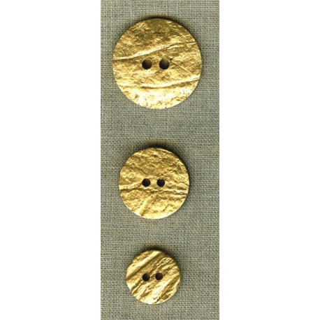 Gold coconut button. Made in France