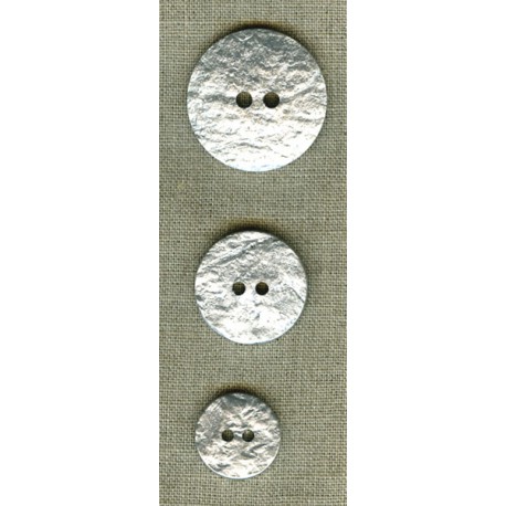 Silver coconut button. Made in France