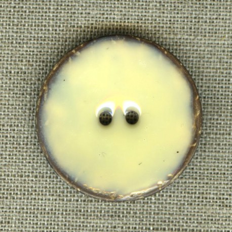 Enamelled coconut button, col. Ivory