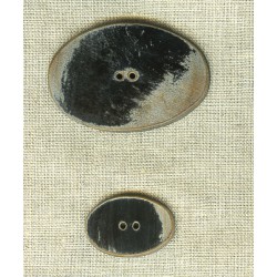 Bouton Oval en corne brulée Noire.