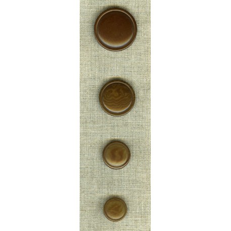 Round mocha corozo button.