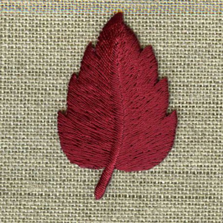 Leaf motif col. Garnet