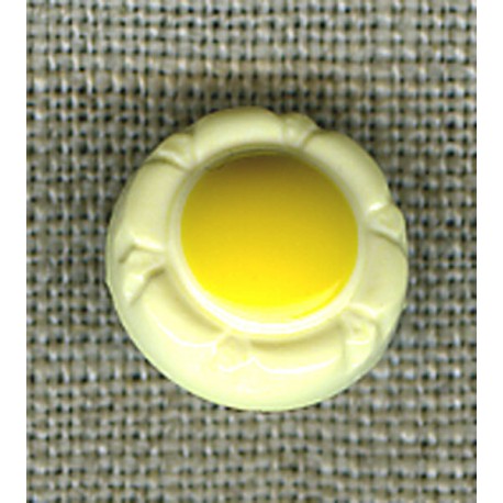 Vanilla/Yellow flower children's button.
