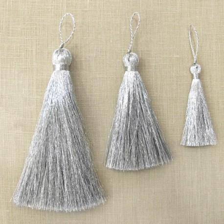 Tassel Party, col. Silver
