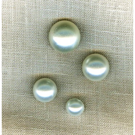 Bouton Polyester Oui, col. Blanc Nacré