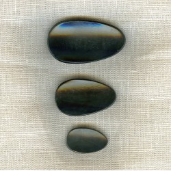 Bouton en Corne Noire Feuilles