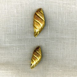 Metal Button Conch Shell, col. Or