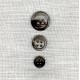 Bouton de Nacre de Chemise Gris