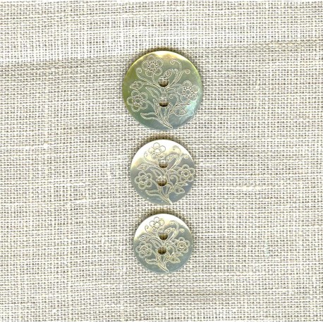 Engraved Mother of Pearl Bouquet