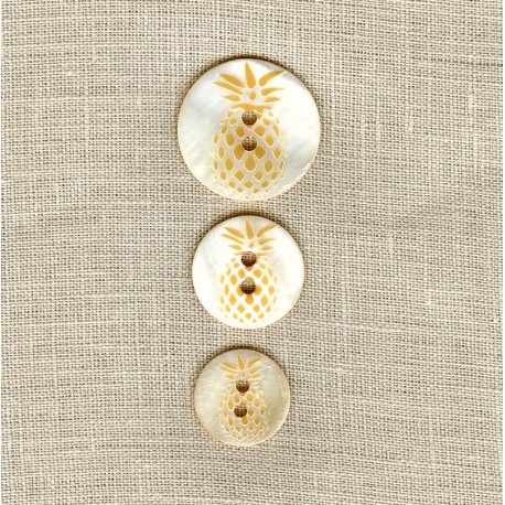 Bouton Nacre Gravée Ananas, col. Pêche/ Naturel
