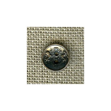 Small 2 holes curved metal button coat of arms, Old silver