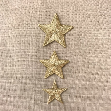 Gold star motif