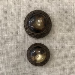 Demi boule en bois et corne