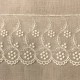 Embroidery Tulle Lace Fleurs perlées. Col, Ecru