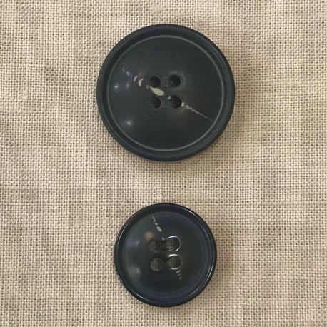 Bouton polyester epais Bombé à fin rebord, col. Nuit