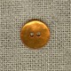 Enamelled mother-of-pearl confetti button, col. Mandarin 530